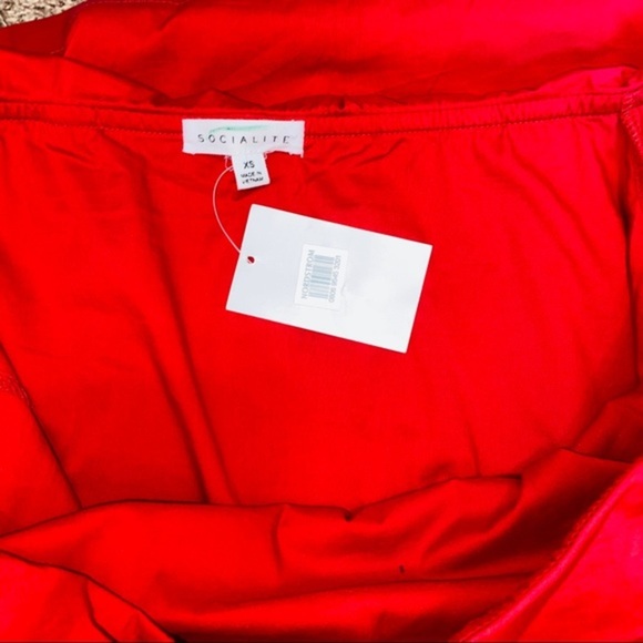 Ruffles dress with pockets! - Picture 9 of 14